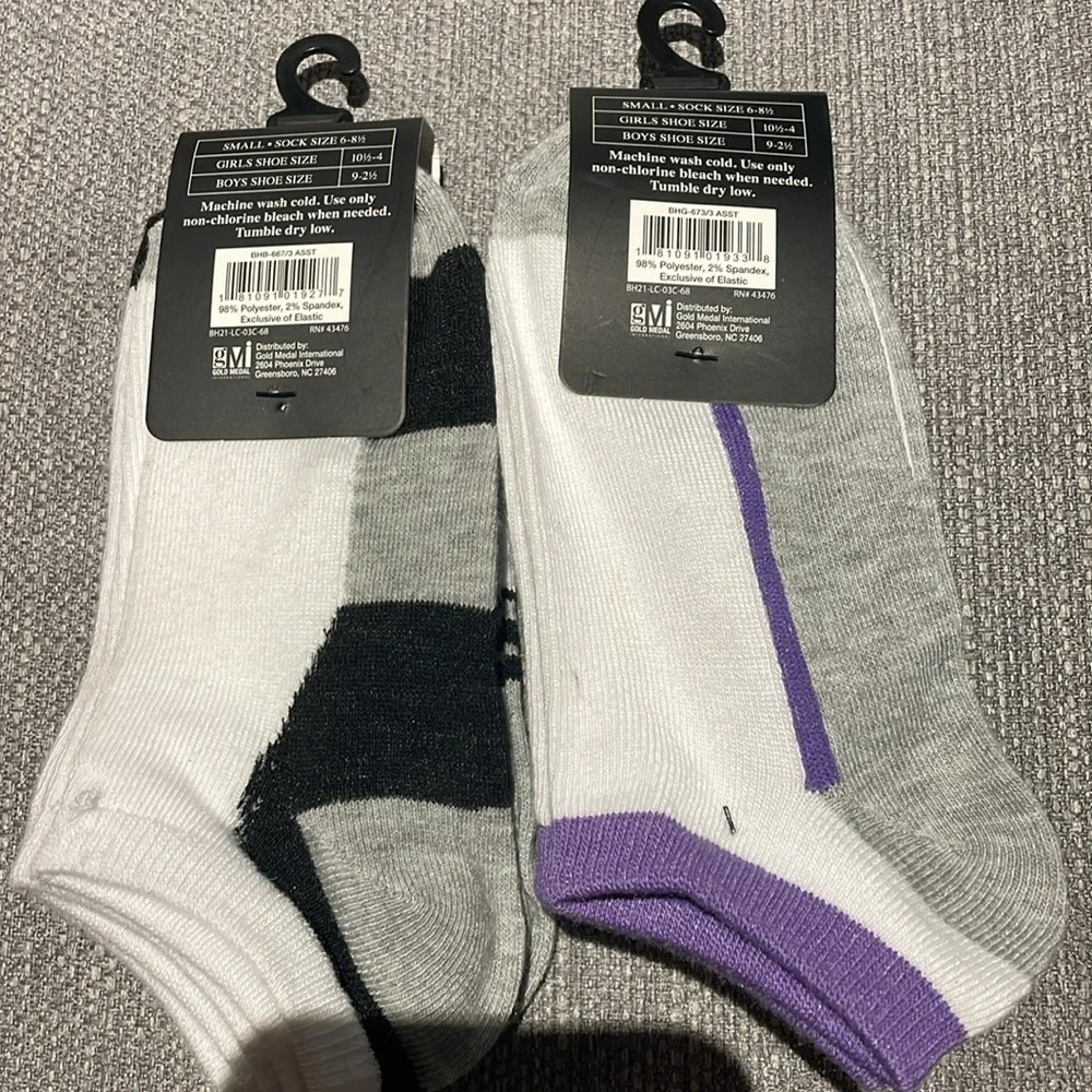 NWT Beverly Hills Polo Club low cut socks